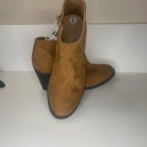 Market & Spruce Brown Ankle Booties